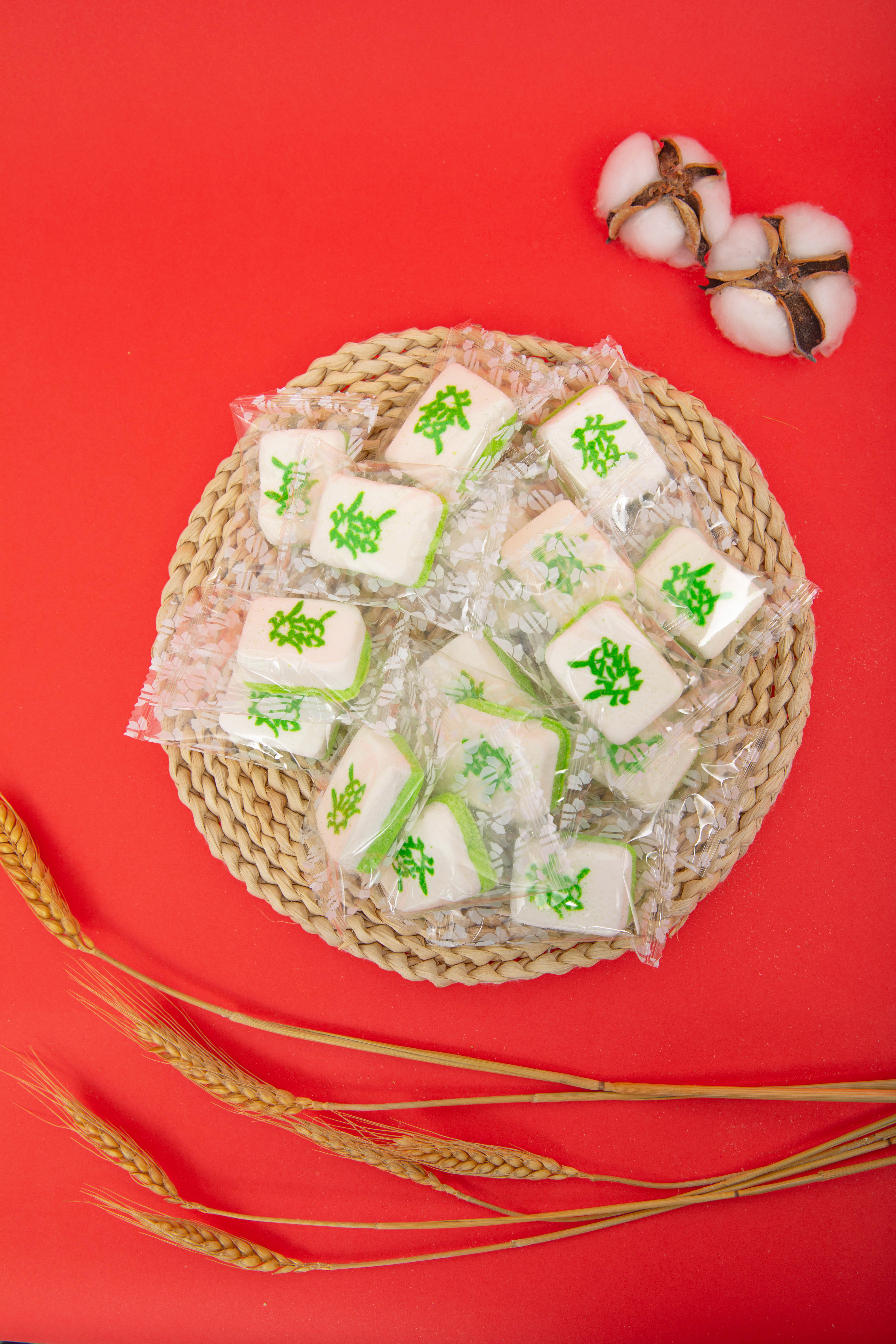 网红发财麻将造型棉花糖绿白分层發字软糖开业祝寿蛋糕装饰节日喜糖 5